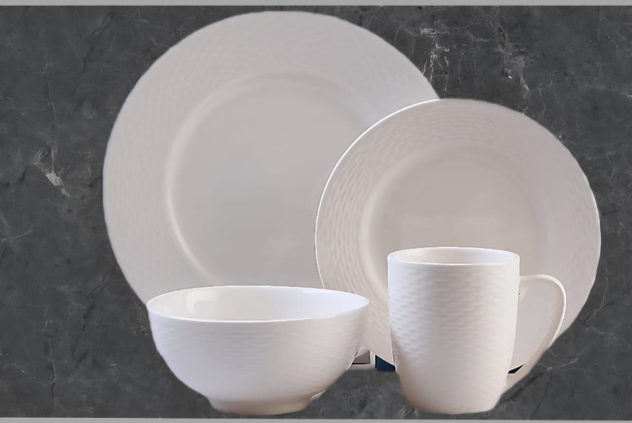 16‑Piece Porcelain Dinner Set