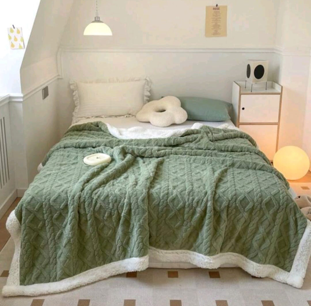 Soft Decorative Throw Blanket