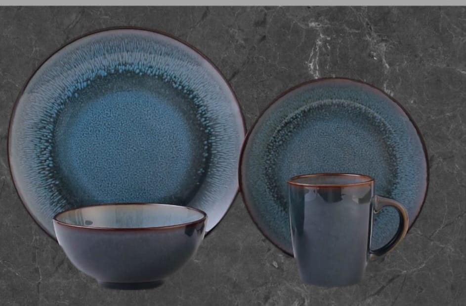 16‑Piece Porcelain Dinner Set