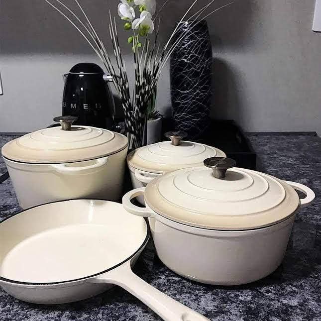 7-Piece Cast Iron Pot Set - Image 6